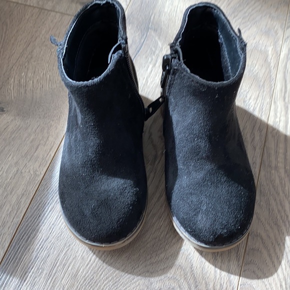 Cat & jack boots - Picture 3 of 4